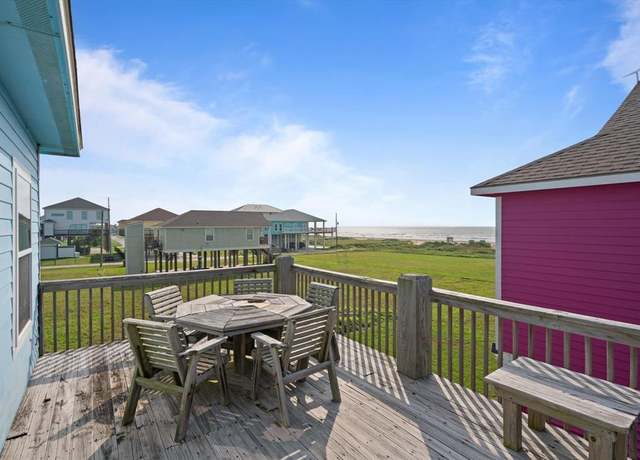 Property at 852 Buell, Crystal Beach, TX 77650, 1 bed, 1 bath