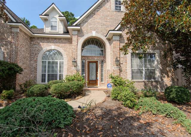 Property at 19007 Pinewood Glen Dr, Spring, TX 77388, 4 beds, 3.5 baths