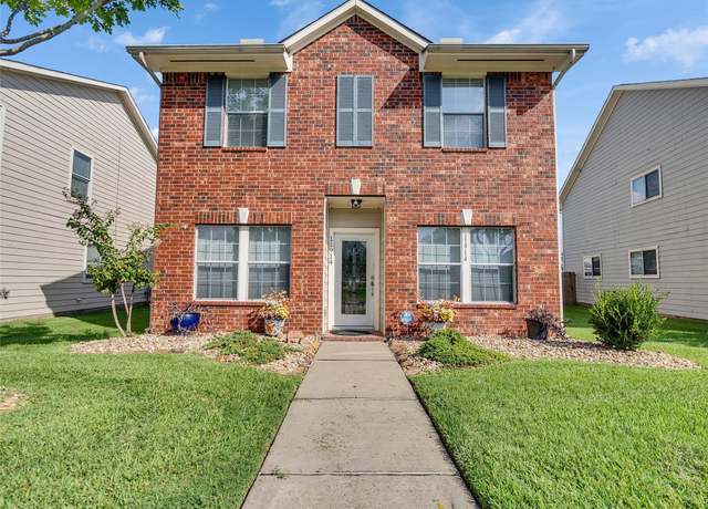 Property at 11914 Longwood Garden Way, Houston, TX 77047, 3 beds, 2.5 baths