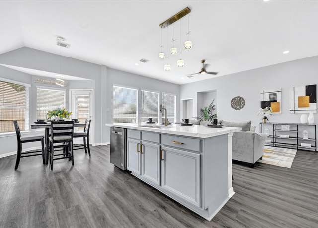 Property at 4719 Mason Ct, Sugar Land, TX 77479, 4 beds, 2 baths