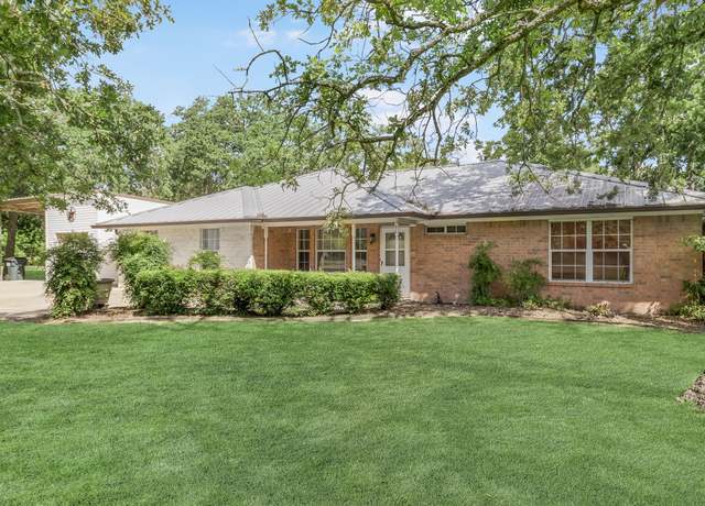 Property at 36 Jamaica Ln, Normangee, TX 77871, 4 beds, 2 baths