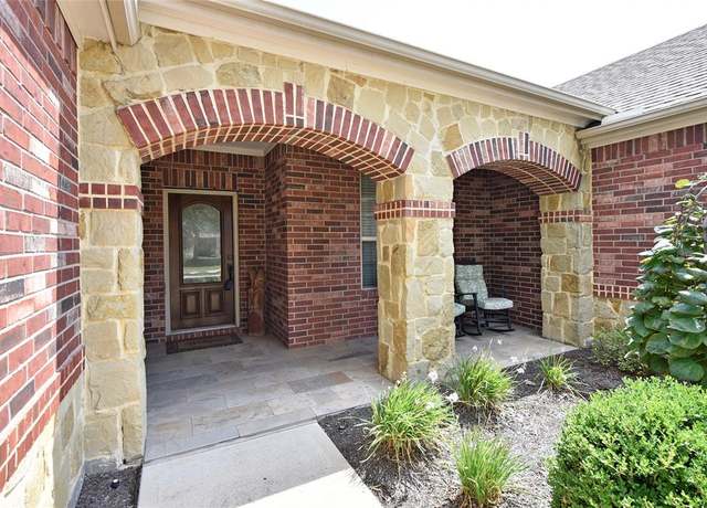 Property at 813 Cardinal Flower Dr, Richmond, TX 77469, 2 beds, 2.5 baths