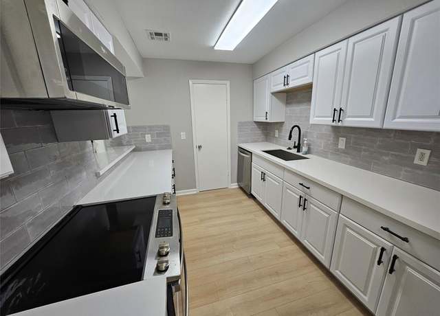 Property at 4138 Belle Park Dr #4138, Houston, TX 77072, 11 beds, 2 baths