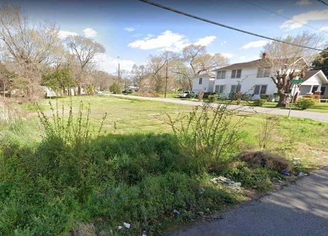 Property at 2701 Noble St, Houston, TX 77026