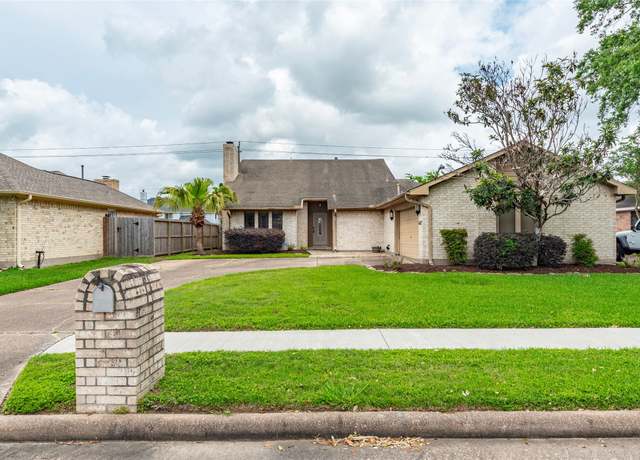 Property at 6627 Gleneagles Dr, Pasadena, TX 77505, 3 beds, 2.5 baths