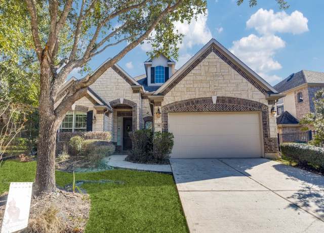 Property at 34 Woodmoor Pl, The Woodlands, TX 77354, 4 beds, 3.5 baths