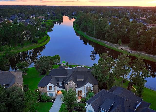 Property at 46 Cove View Trail Ct, Spring, TX 77389, 5 beds, 4.5 baths