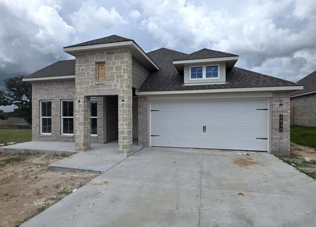 Property at 2035 Winepress Rd, Brenham, TX 77833, 3 beds, 2 baths