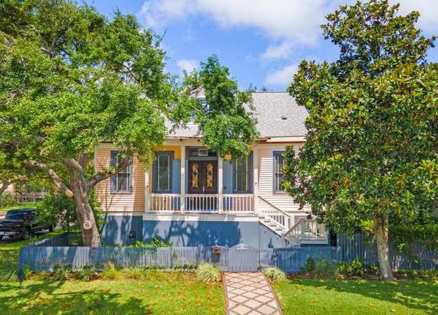 Property at 1502 20th St, Galveston, TX 77550, 3 beds, 2.5 baths