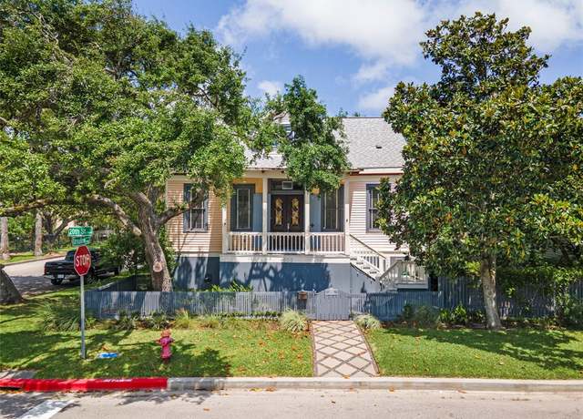 Property at 1502 20th St, Galveston, TX 77550, 3 beds, 2.5 baths