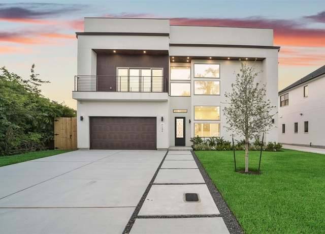 Property at 7106 Dearborn St, Houston, TX 77055, 4 beds, 4.5 baths