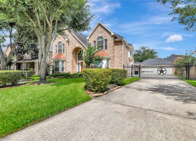 Property at 15510 Marble Canyon Way, Houston, TX 77044, 4 beds, 3.5 baths
