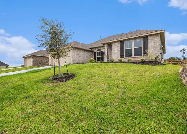 Property at 4329 Leslies Way, Dickinson, TX 77539, 4 beds, 2 baths