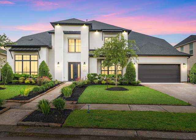 Property at 10631 Crystal Spring Dr, Missouri City, TX 77459, 5 beds, 5.5 baths
