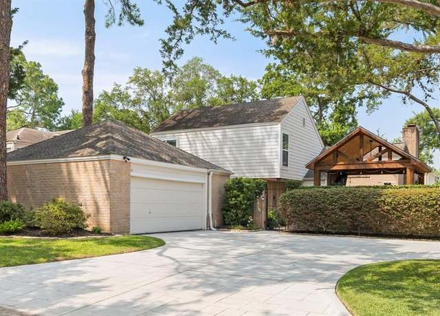 Property at 15726 Steamboat Ln, Houston, TX 77079, 4 beds, 2.5 baths