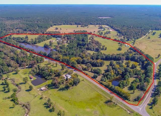 Property at 190 Hickory Hill Rd, Trinity, TX 75862, 3 beds, 2.5 baths