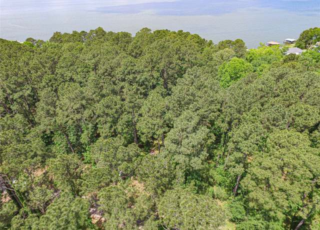 Property at TBD Grand Pnes, TX 77351