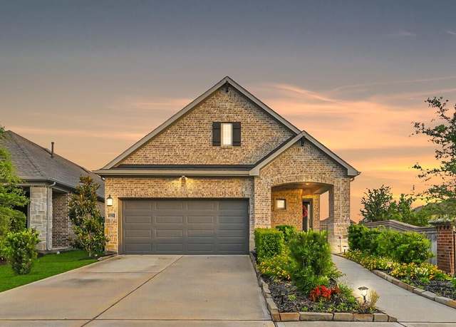 Property at 10702 Pleasant View Dr, Missouri City, TX 77459, 3 beds, 2 baths