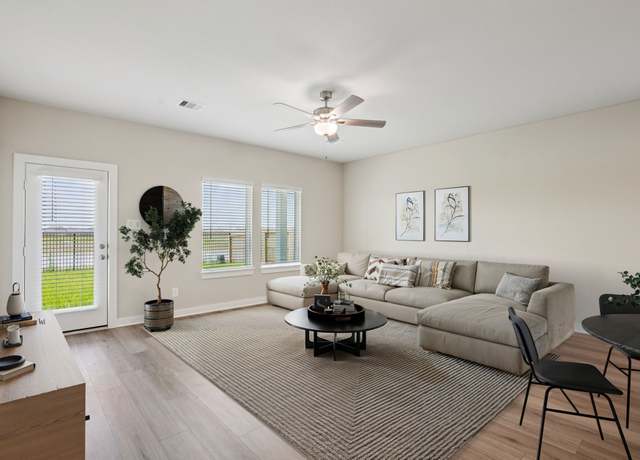 Property at 1511 Arbuckle Ct, Rosharon, TX 77583, 4 beds, 2.5 baths