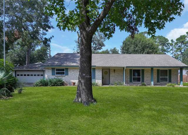 Property at 1011 Fairway Farms Ln, Houston, TX 77339, 3 beds, 2 baths