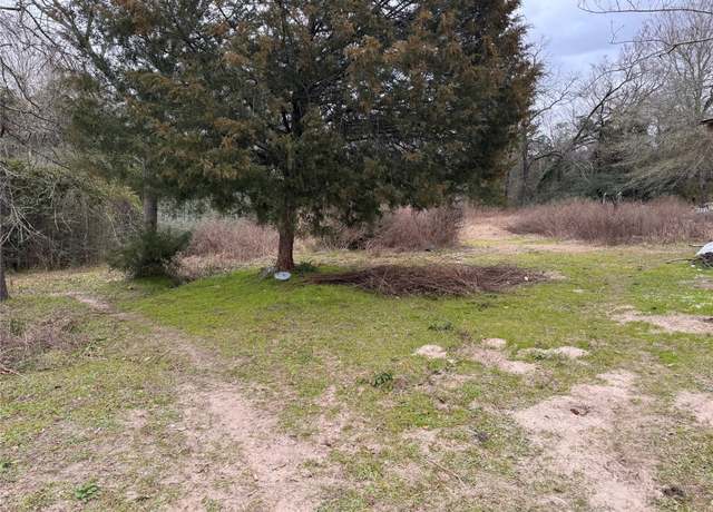 Property at 26178 Bankhead Dr, Bedias, TX 77831, 3 beds, 2 baths