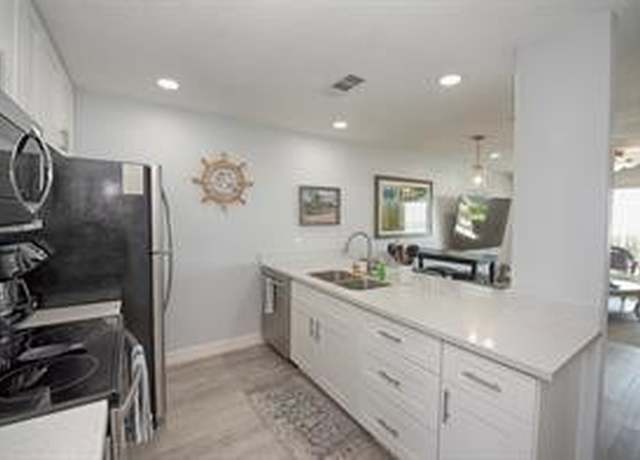 Property at 7600 Seawall Blvd #209, Galveston, TX 77551, 2 beds, 2 baths