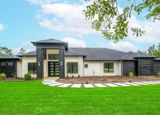 Property at 15181 Forest Grove Dr, Willis, TX 77378, 3 beds, 2.5 baths