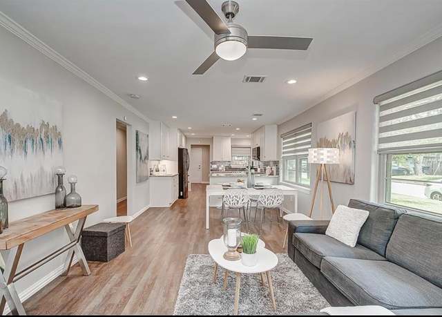 Property at 1003 E 14th St, Houston, TX 77009, 2 beds, 2 baths