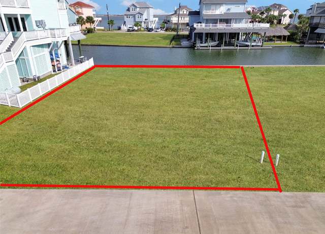 Property at 510 Neptune Cir, Tiki Island, TX 77554