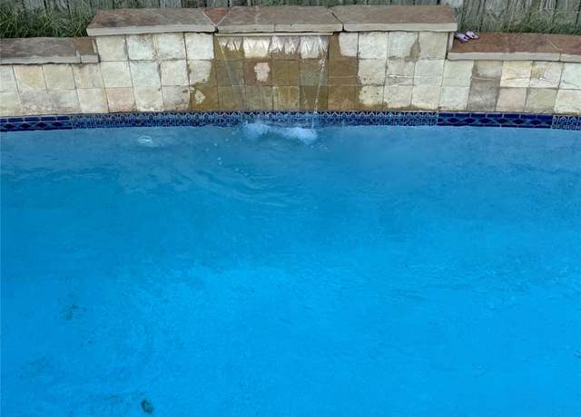 Property at 21434 Park Bluff Dr, Katy, TX 77450, 4 beds, 2.5 baths
