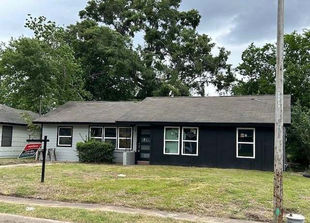 Property at 5823 Belmark St, Houston, TX 77033, 3 beds, 2 baths
