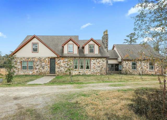 Property at 9009 Lazy Ln, Hitchcock, TX 77563, 4 beds, 3 baths