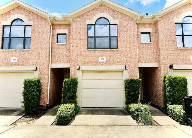 Property at 5941 South Loop E #503, Houston, TX 77033, 3 beds, 2 baths
