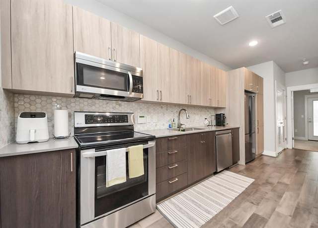 Property at 4819 Caroline St #102, Houston, TX 77004, 1 bed, 1 bath