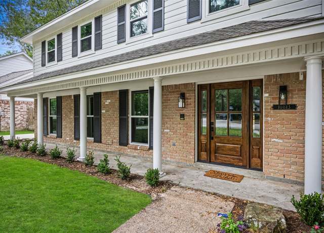 Property at 10813 Colony Wood Pl, The Woodlands, TX 77380, 4 beds, 2.5 baths