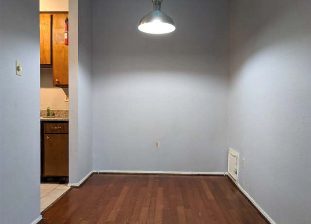 Property at 7950 N Stadium Dr #215, Houston, TX 77030, 2 beds, 1 bath