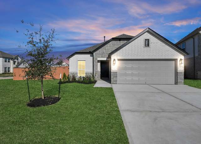 Property at 12903 Kingsford Pines Dr, Humble, TX 77346, 3 beds, 2 baths