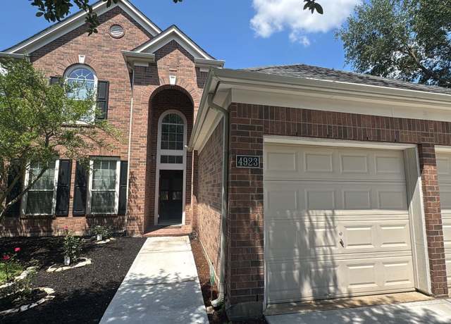Property at 4923 Lake Gladewater Ct, Richmond, TX 77407, 4 beds, 2.5 baths