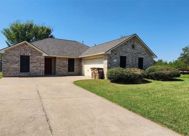 Property at 218 Jordy Ln, Dickinson, TX 77539, 3 beds, 2 baths