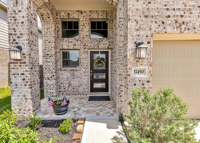 Property at 17450 Tidewater Cypress Trl, Hockley, TX 77447, 4 beds, 3.5 baths