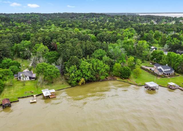 Property at 200 Johnson Rd, Coldspring, TX 77331, 3 beds, 3 baths