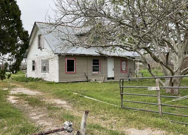 Property at 2739 Oyster Creek Bnd, Freeport, TX 77541, 4 beds, 1 bath