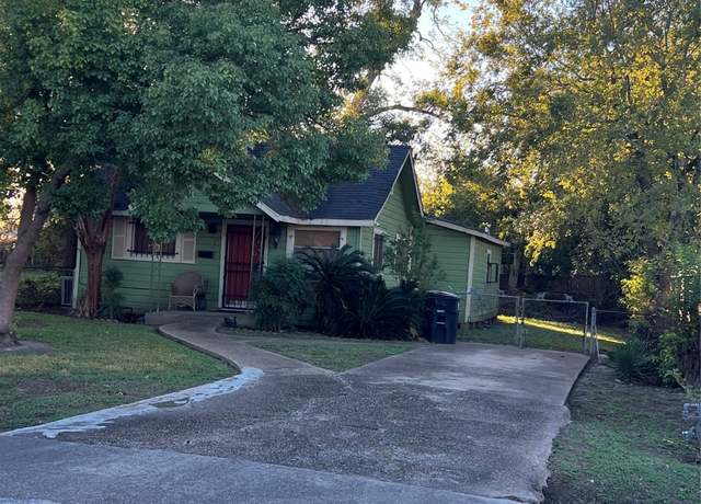 Property at 4305 Los Angeles St, Houston, TX 77026, 2 beds, 1 bath