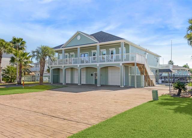 Property at 1315 Tiki Dr, Tiki Island, TX 77554, 4 beds, 4.5 baths