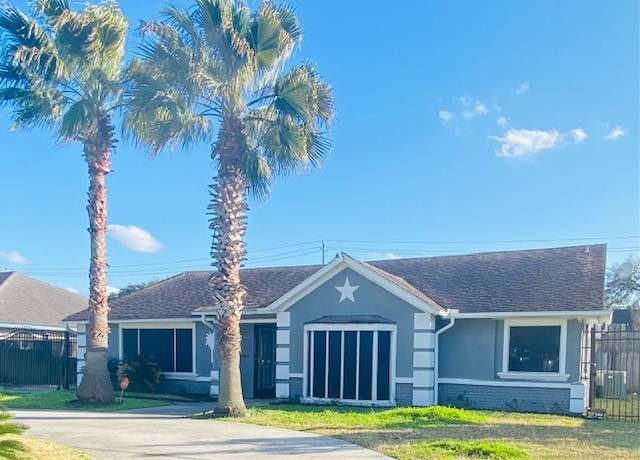 Property at 8507 Bellaire Blvd, Houston, TX 77036, 3 beds, 2 baths