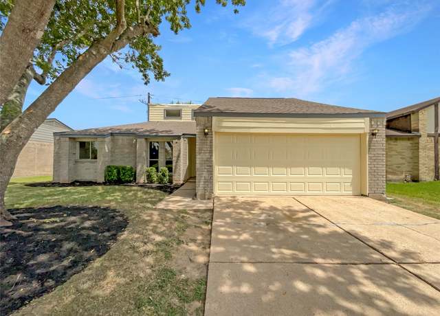 Property at 6214 Clayridge Dr, Houston, TX 77053, 3 beds, 2 baths