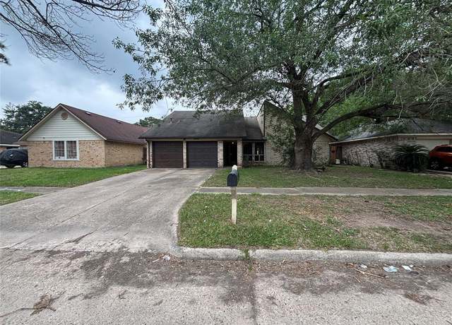 Property at 5506 Cactus Forest Dr, Houston, TX 77088, 3 beds, 2 baths
