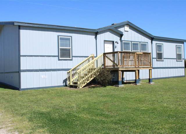 Property at 18005 Cr 644, Damon, TX 77430, 3 beds, 2 baths