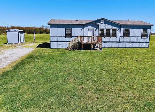 Property at 18005 CR 644, Damon, TX 77430, 3 beds, 2 baths