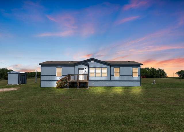 Property at 18005 Cr 644, Damon, TX 77430, 3 beds, 2 baths
